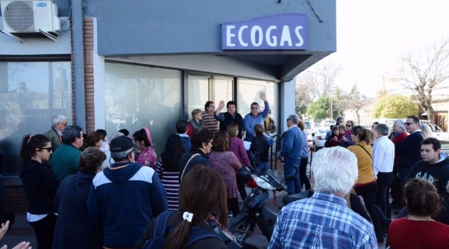 Nación admite que la postergación del aumento es para evitar un impacto en la inflación.