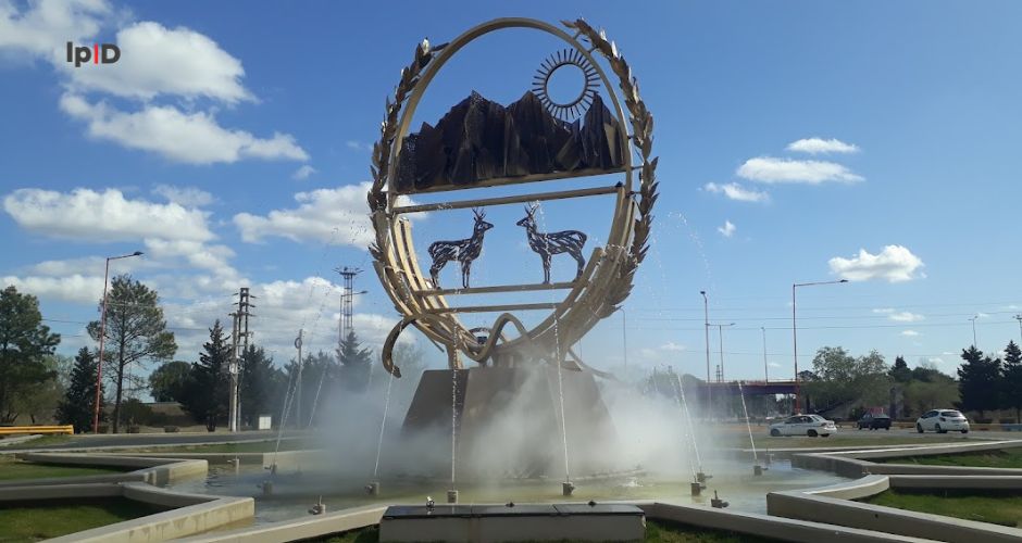 Rotonda en Avenida del Fundador en el ingreso a la ciudad de San Luis