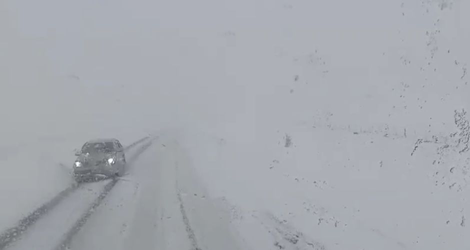Nieva en cercanías de La Punilla