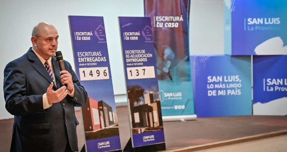 Ministro de Gobierno, Facundo Endeiza, anoche en el Salón Blanco de Casa de Gobierno