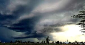 Alerta por tormentas y viento con ráfagas que podrían alcanzar los 100 km/h