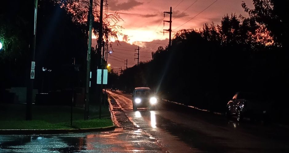 Atardecer lluvioso en Villa de Merlo, uno de los puntos de la provincia donde más precipitaciones se registraron este martes