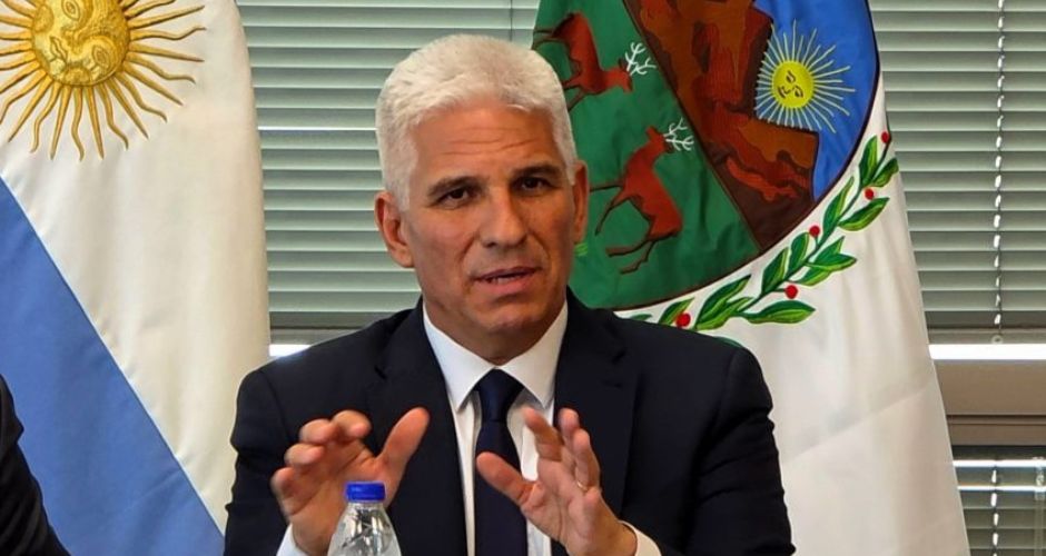 Poggi se reunió en Buenos Aires con directivos del CFI para analizar programas de desarrollo económico