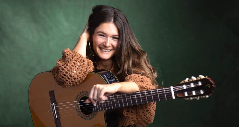 Maggie Cullen presenta “Décimas” en el Auditorio Mauricio López 