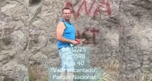 Vandalizó con grafitis rocas en el Parque Nacional Nahuel Huapi y ahora deberá restaurarlas