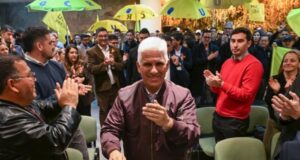 Poggi firmó el decreto de llamado a licitación para construir 750 viviendas en San Luis y Villa Mercedes